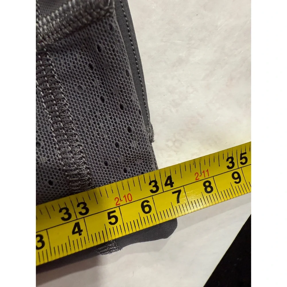 Lululemon Gray Mesh Panels High Rise Workout‎ Leggings Yoga Pants Womens Size 4